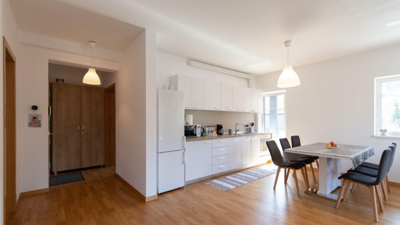 Central Comfort Suites Braszów Zewnętrze zdjęcie