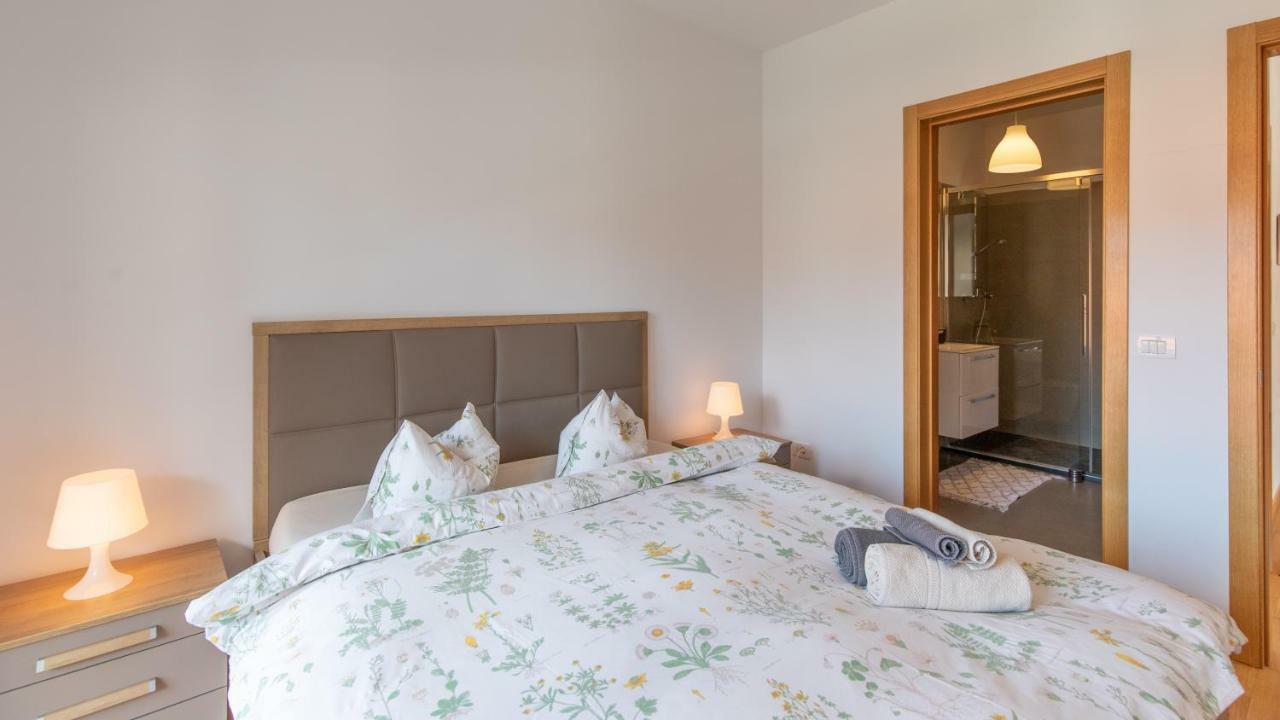 Central Comfort Suites Braszów Zewnętrze zdjęcie